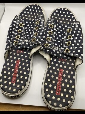 Converse Polka Dot Slip-On Sandals in Navy & White